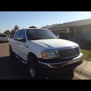 Meet your Posher, Kris